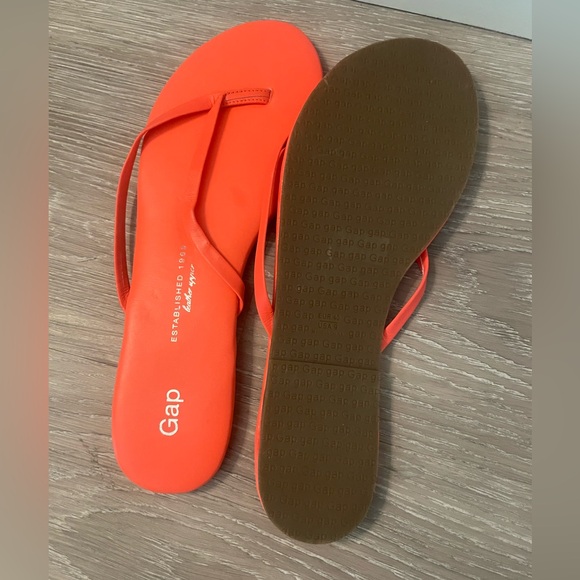 NWT set/lot of 3 pairs GAP neon leather flip flops sz 9 🩷🧡💛 - Picture 8 of 8